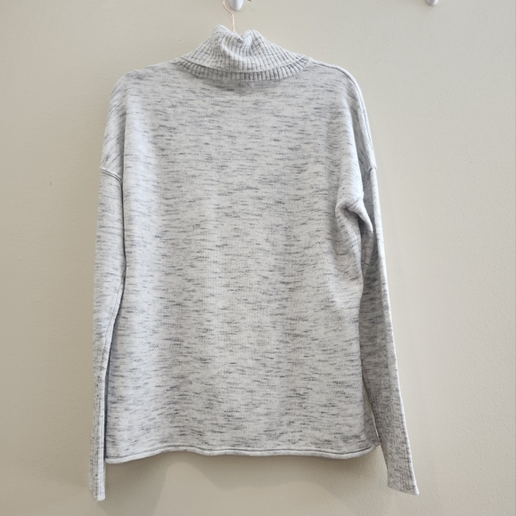 NWT RD Style, size large, light grey - Picture 2 of 6